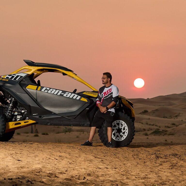 Sunrise over the dunes with a Can-Am Maverick R 2-seater buggy on an Early Bird tour in Dubai